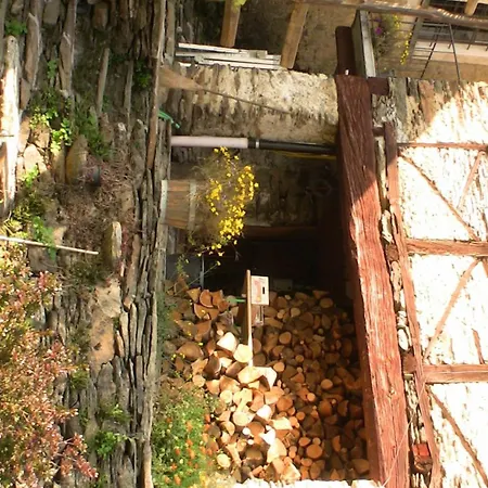 Casa Di Luna, Di Zali *