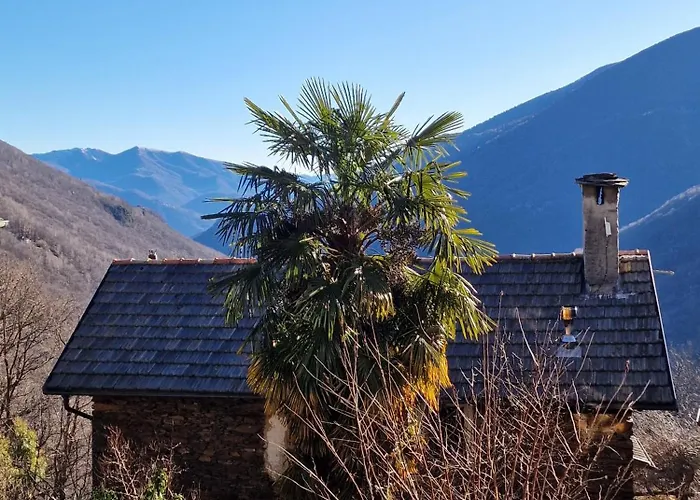 Casa Di Luna, Di Zali * Falmenta