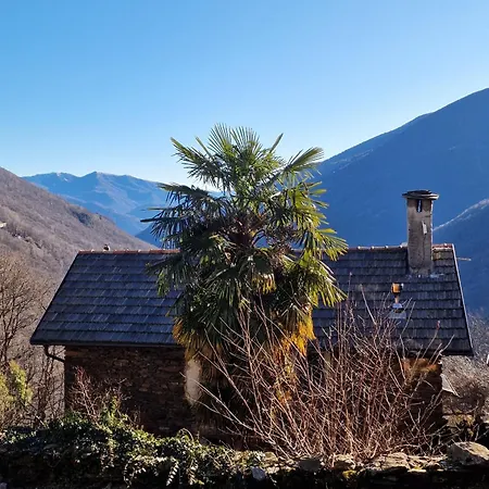 Casa Di Luna, Di Zali * Falmenta